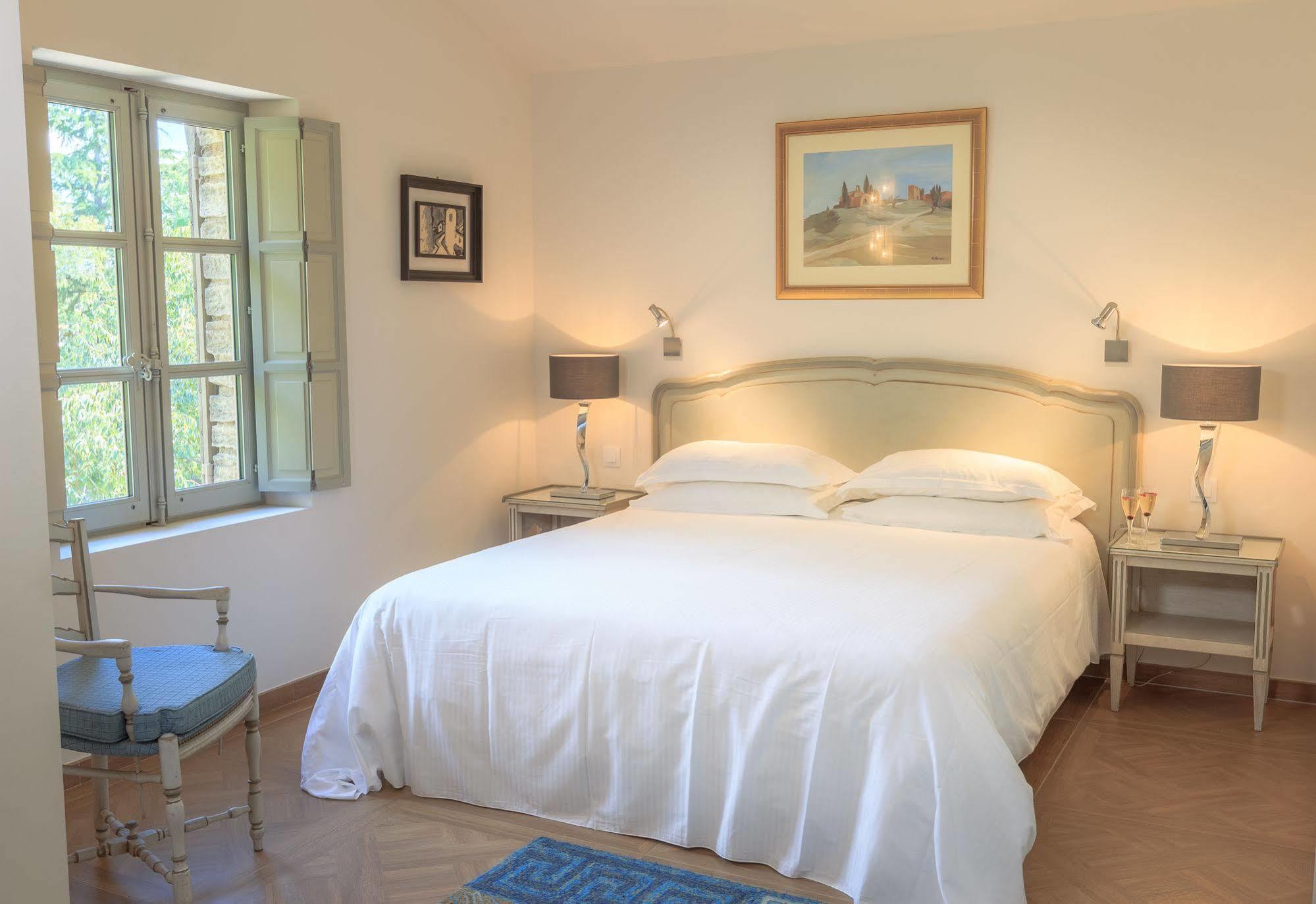 Le Jas De Gordes Hotel Bagian luar foto